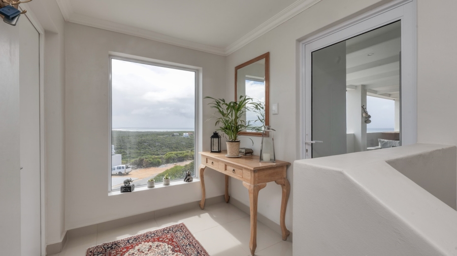 4 Bedroom Property for Sale in Agulhas Western Cape